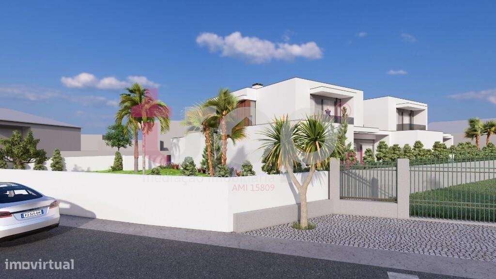MORADIAS T3+1 EM CONSTRUÇÃO - RORIZ-8