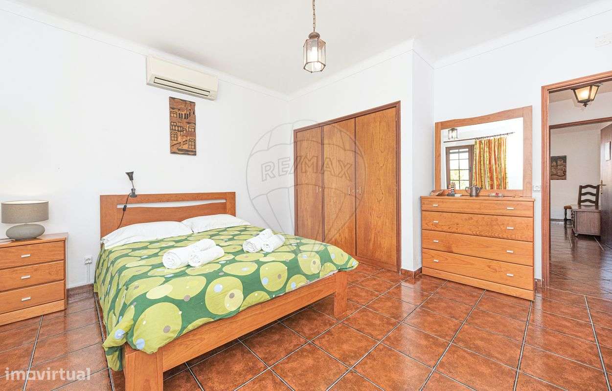 Moradia T4 para venda-12