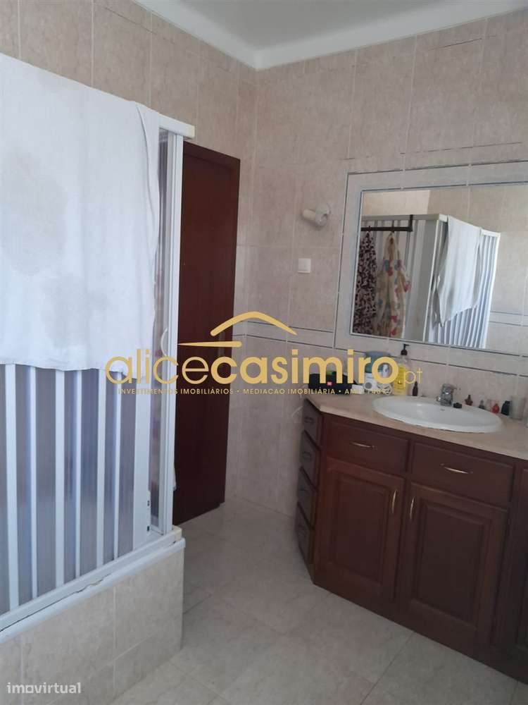 Quinta com moradia T3-19