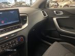 Kia XCeed 1.0 T-GDI Dynamic - 30