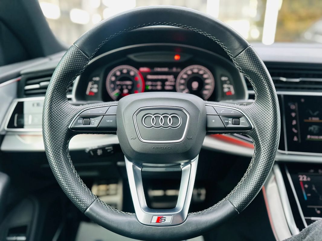 Audi Q8 3.0 55 TFSI e quattro Tiptronic - 6