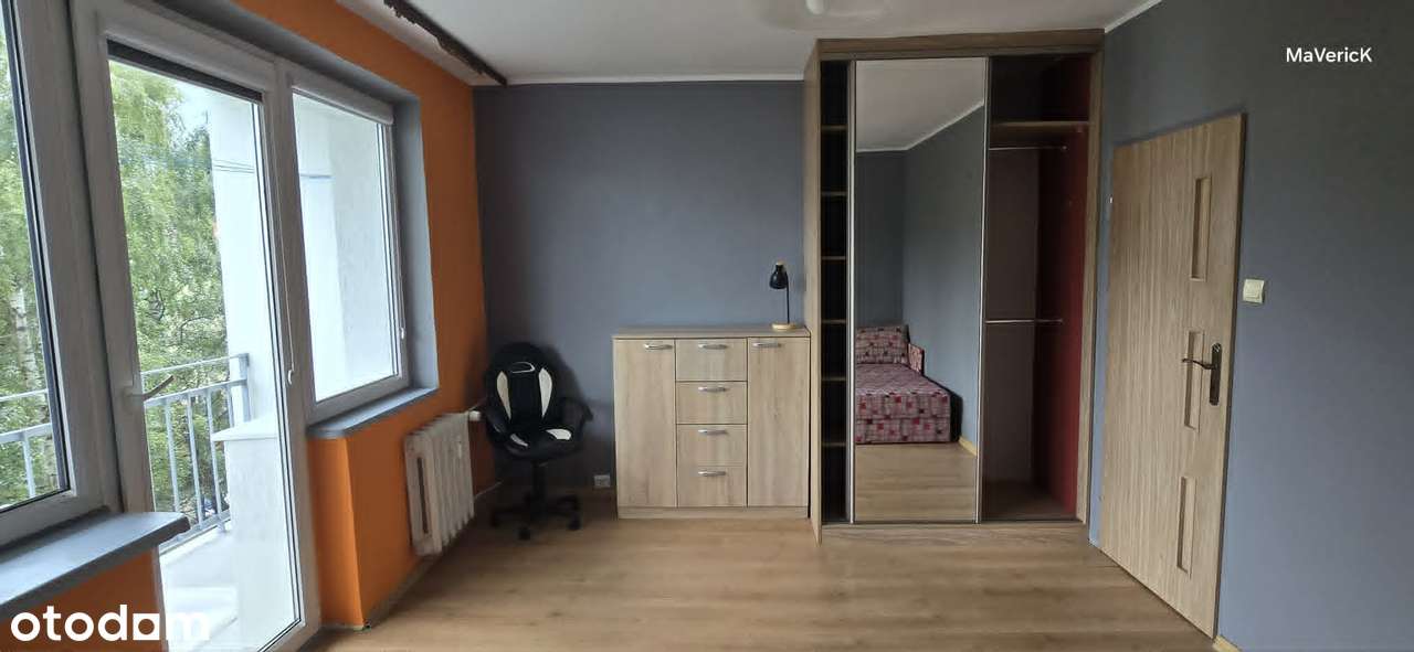 Mieszkanie - 4 pok. +kuchnia+łazienka+wc -64m2