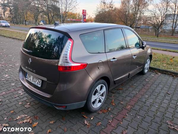 Renault Scenic - 5