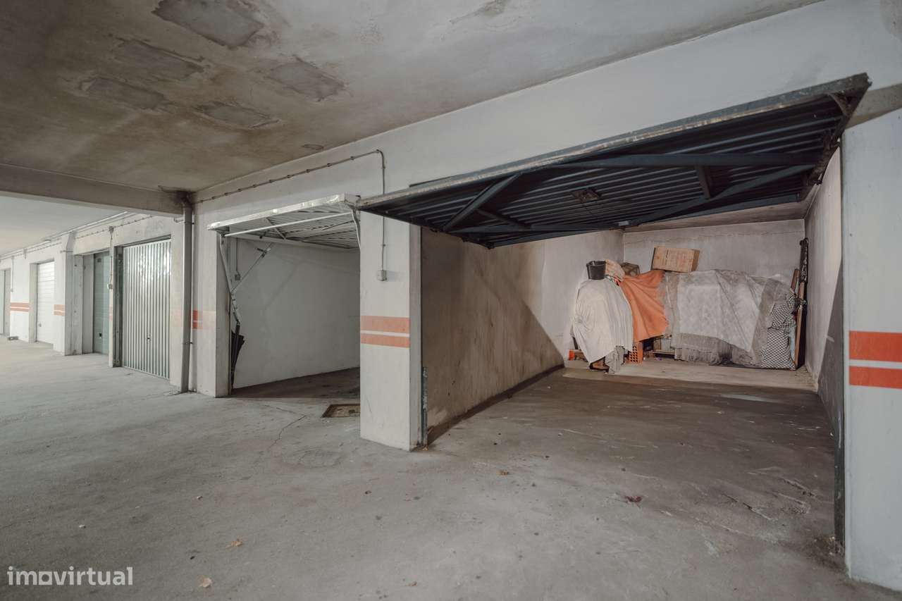 T2 no Centro de Famalicão – Oportunidade de Investimento-8