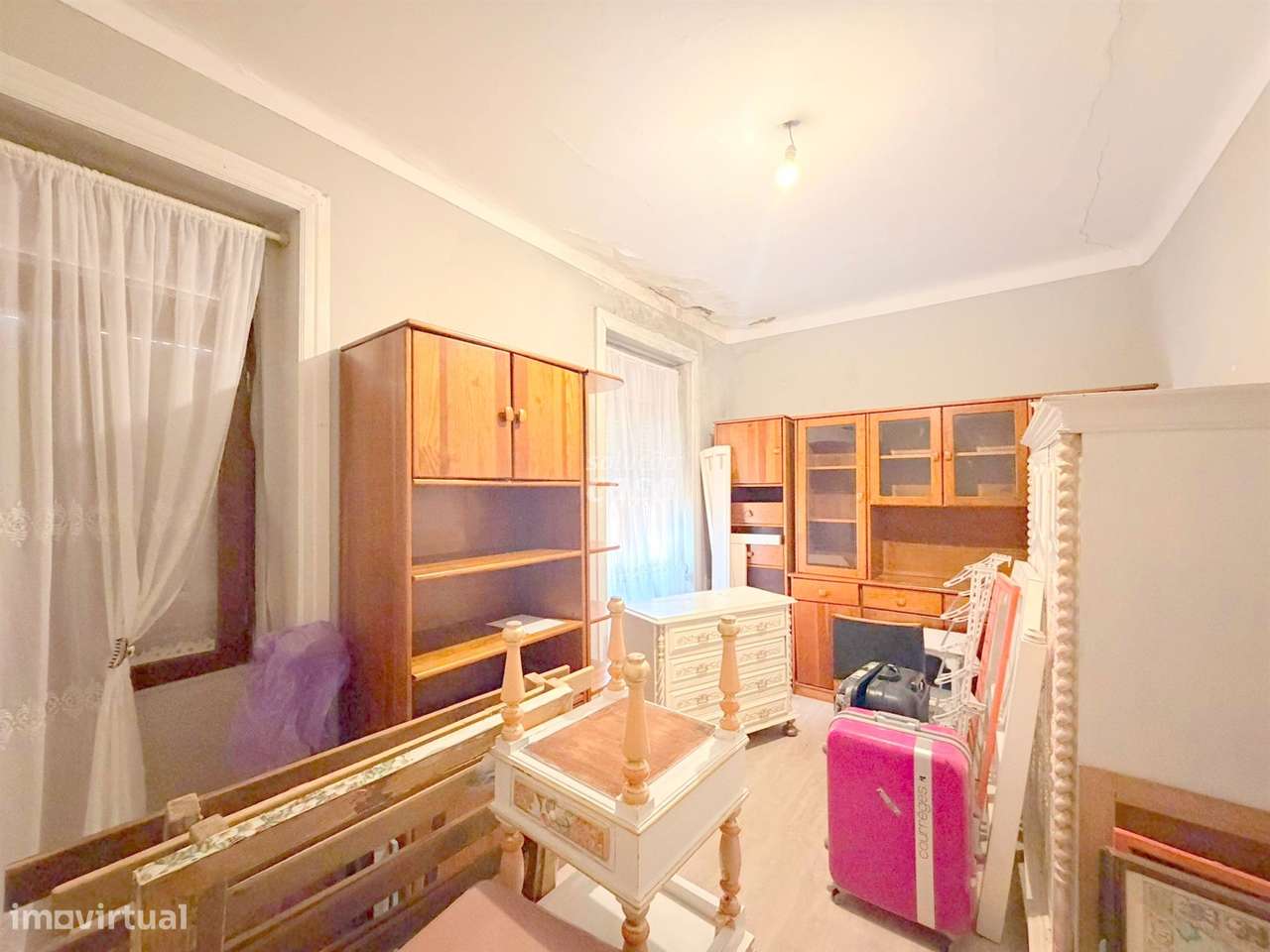 Andar Moradia T3 a 400 metros da Estação de Comboio de Coimbrões!-12