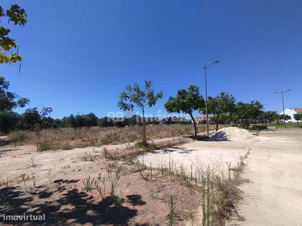 Terreno urbano para construção - Quinta da Capela, Entroncamento - Grande imagem: 3/13