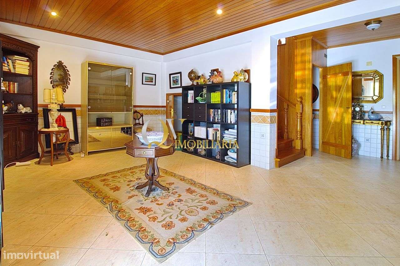 Excelente Moradia V4 para venda sita nos Jardins da Parede - Grande imagem: 5/53