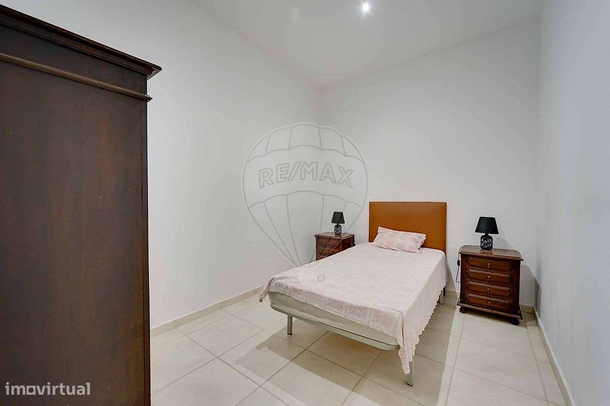 Moradia T15 para venda-36