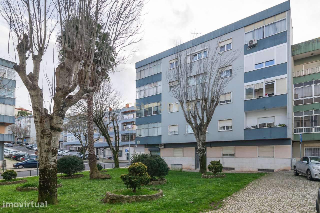 Apartamento T2 em Mina de Água, Amadora - Grande imagem: 2/21