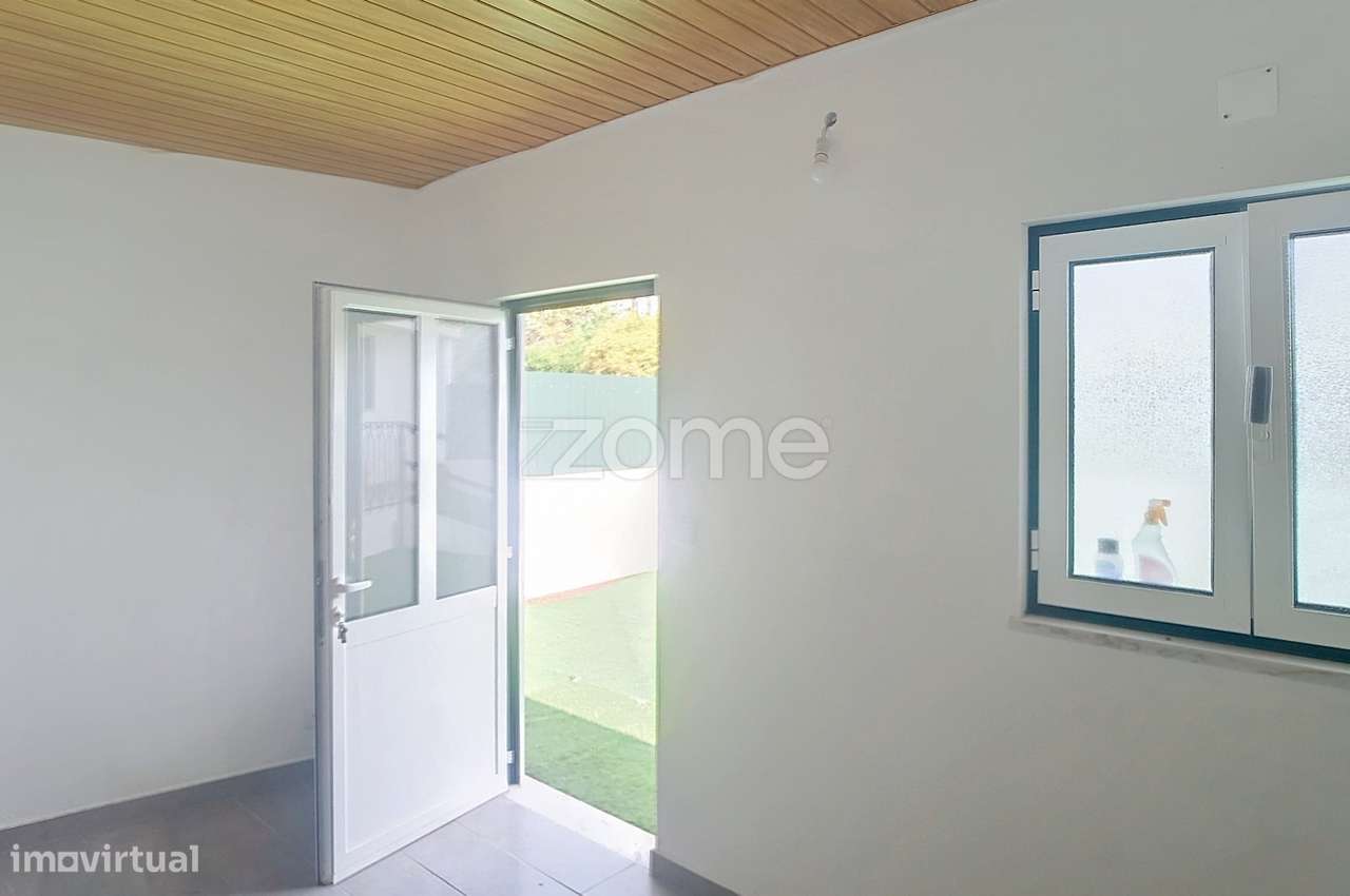 Moradia T9 em Fala - S.Martinho do Bispo - Grande imagem: 3/45