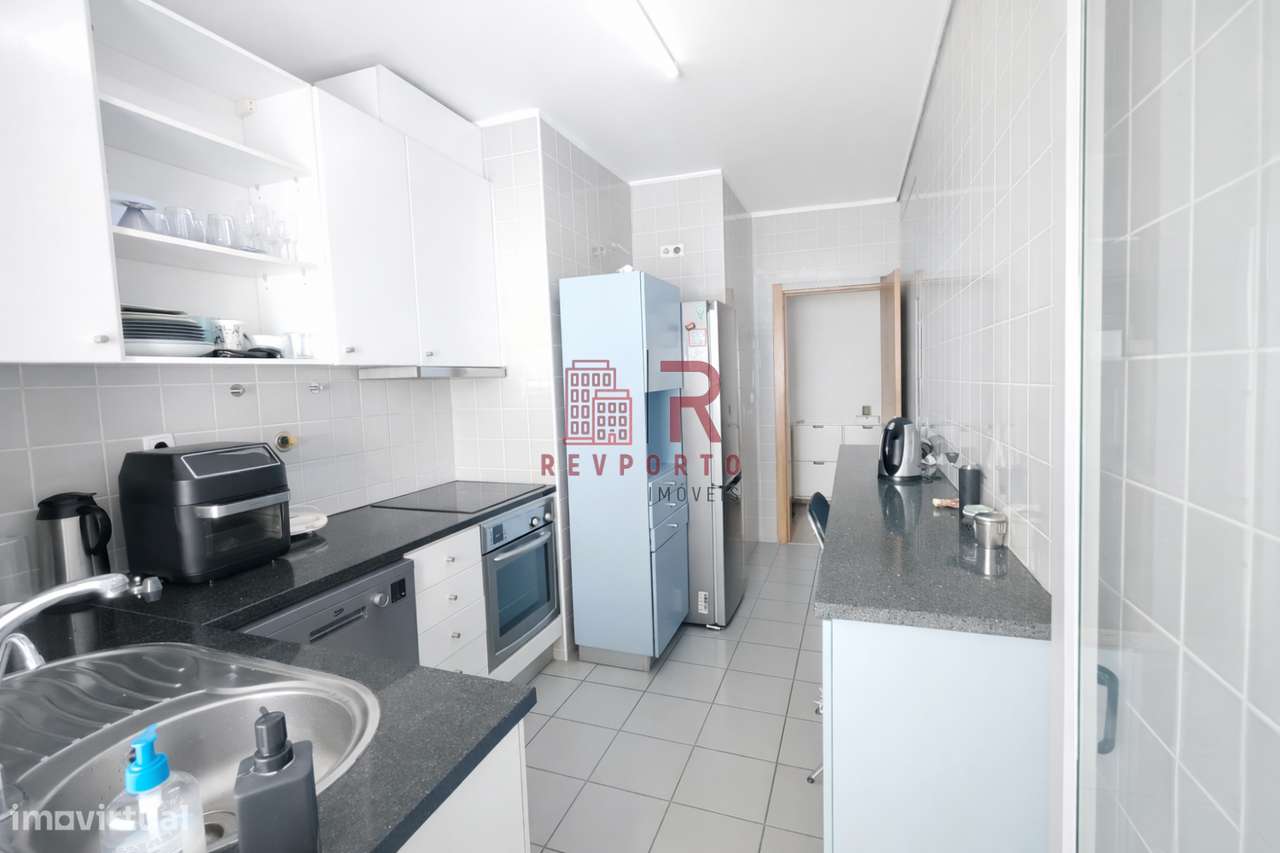 T4 com suíte, varanda e garagem - Grande imagem: 5/17