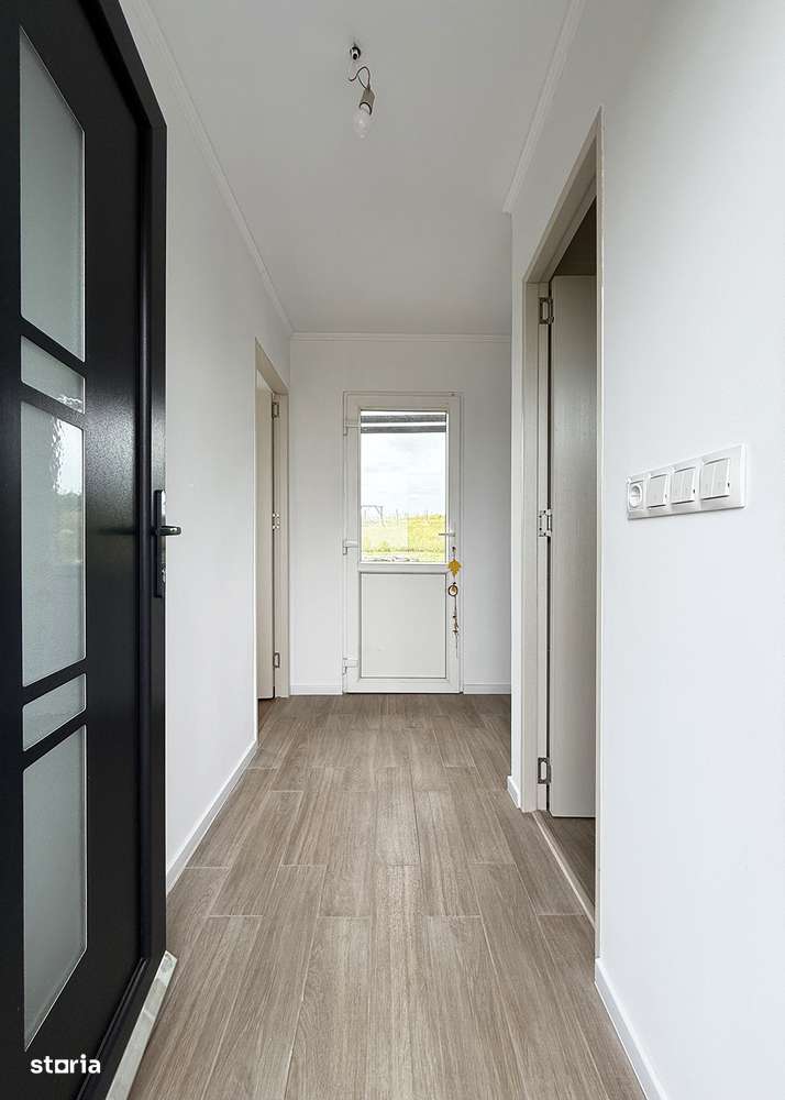 Casa tip Container cu teren 1000 mp. -  Saldabagiu de Munte - IMOBIHOR - Imagine principală: 4/8