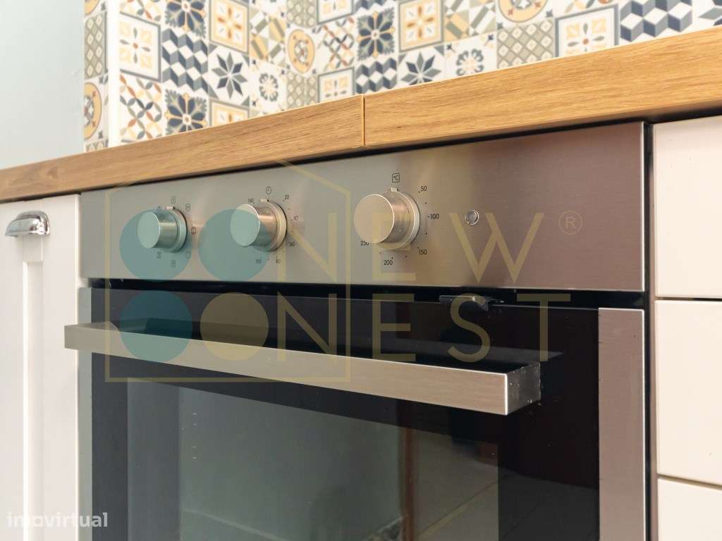 Apartamento T2 em Vila Maria - Semi-Renovado e Mobilado - Grande imagem: 3/43