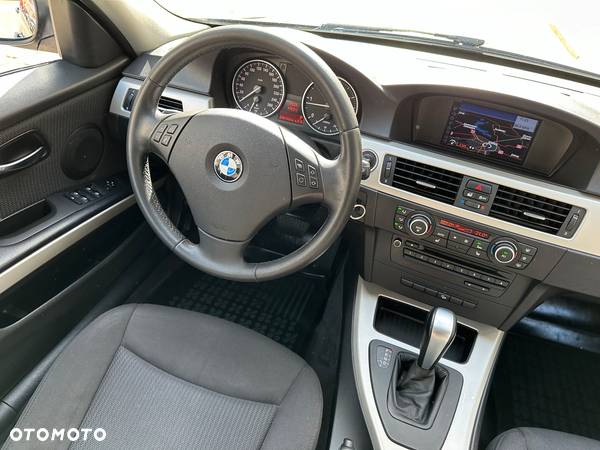 BMW Seria 3 - 31