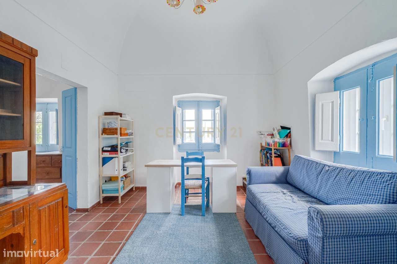 Moradia tradicional alentejana no coração de PEROLIVAS / Reguengos de-10