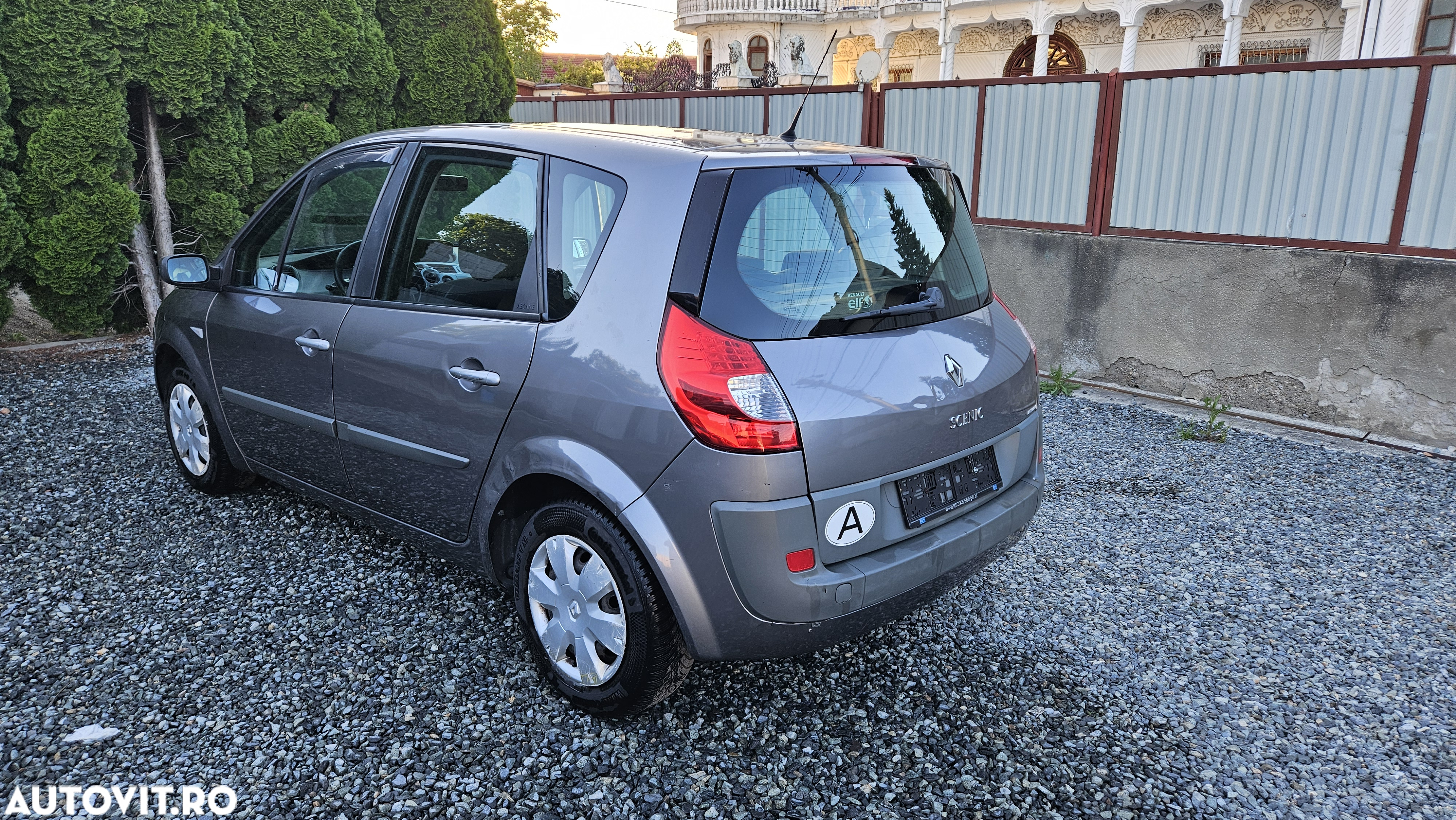 Renault Scenic - 3