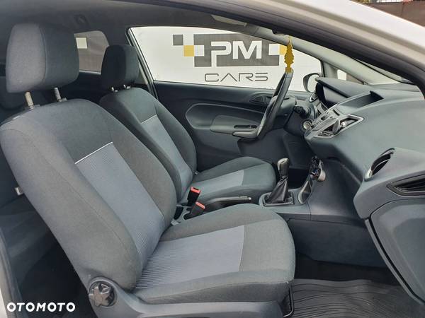 Ford Fiesta 1.25 Ghia - 14