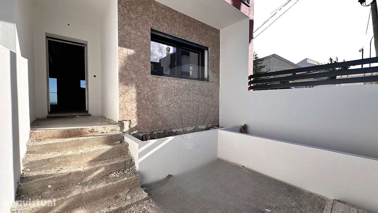 Moradia T4 para venda-40