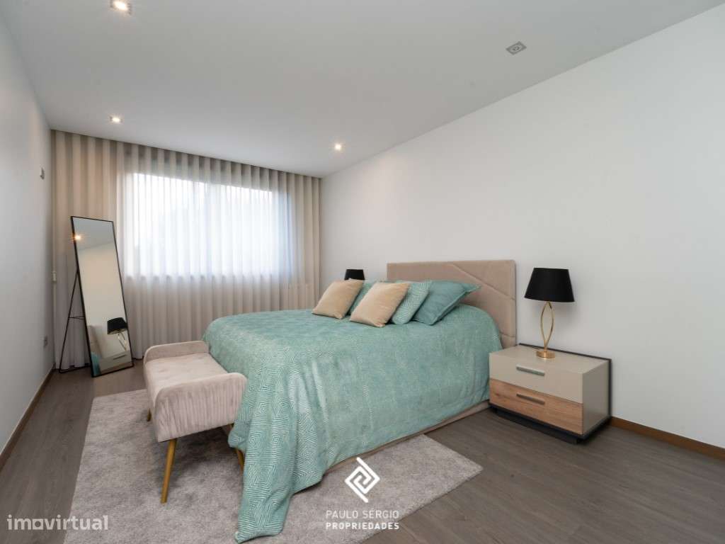 Apartamento T4 em Vila Nova de Gaia-22