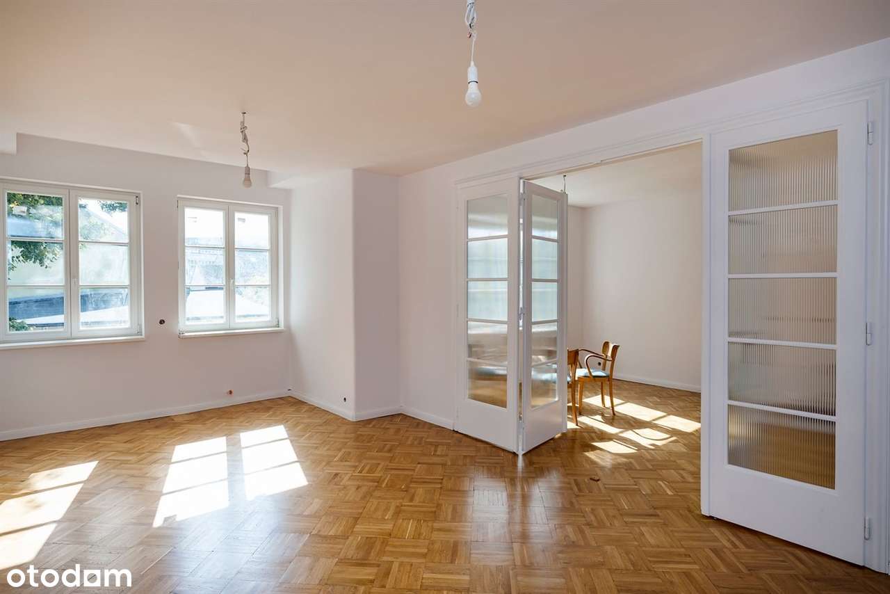 Magia światła w eleganckim mieszkaniu-5