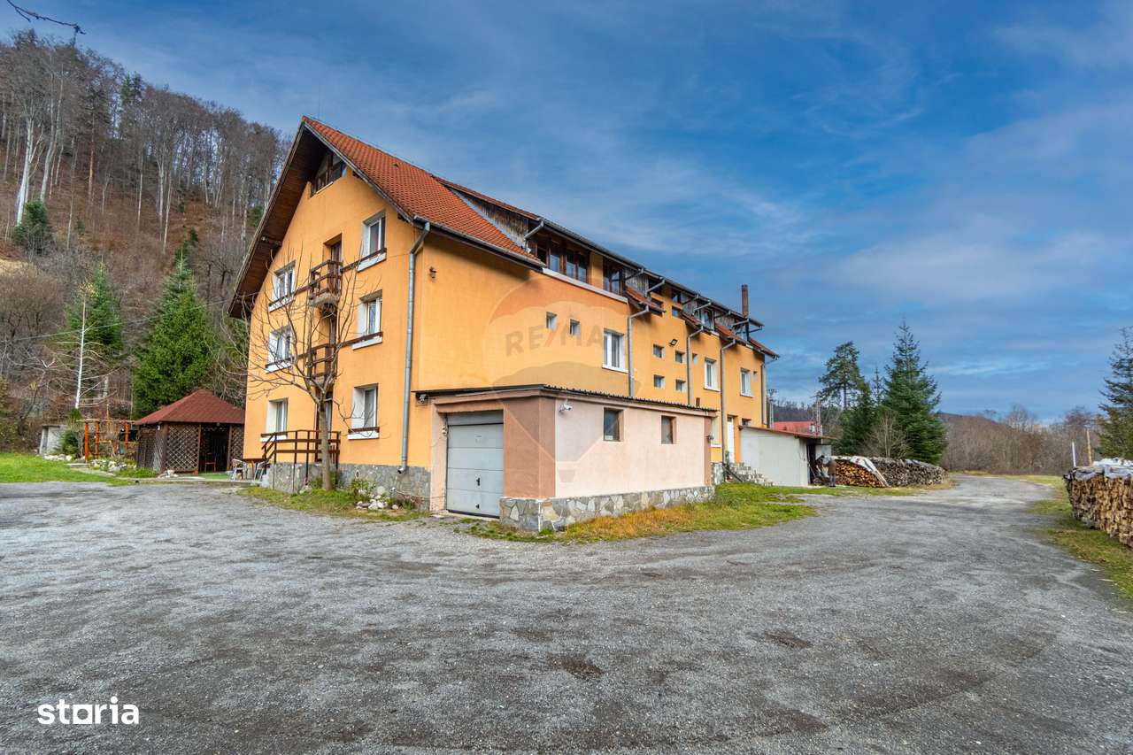 Hotel de vanzare Timisul de jos, Brasov, DN1-6