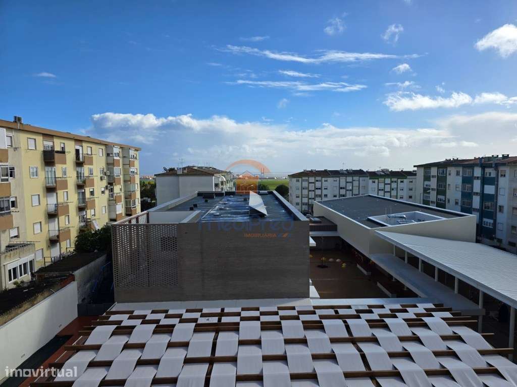 Apartamento T3 Totalmente Remodelado | Camarate, Loures-10