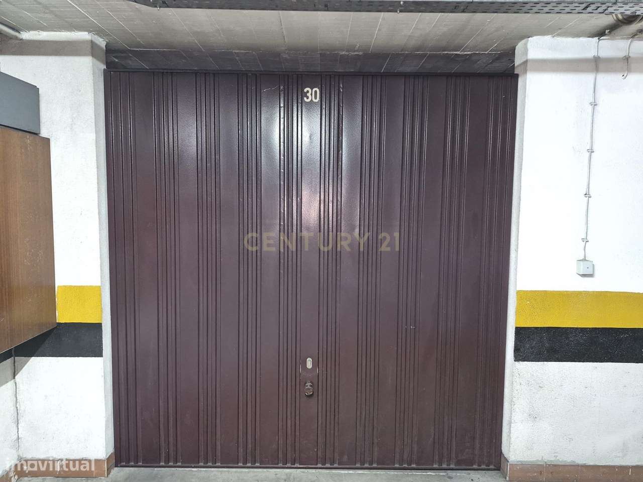 Garagem Box em localização privilegiada - Grande imagem: 2/6