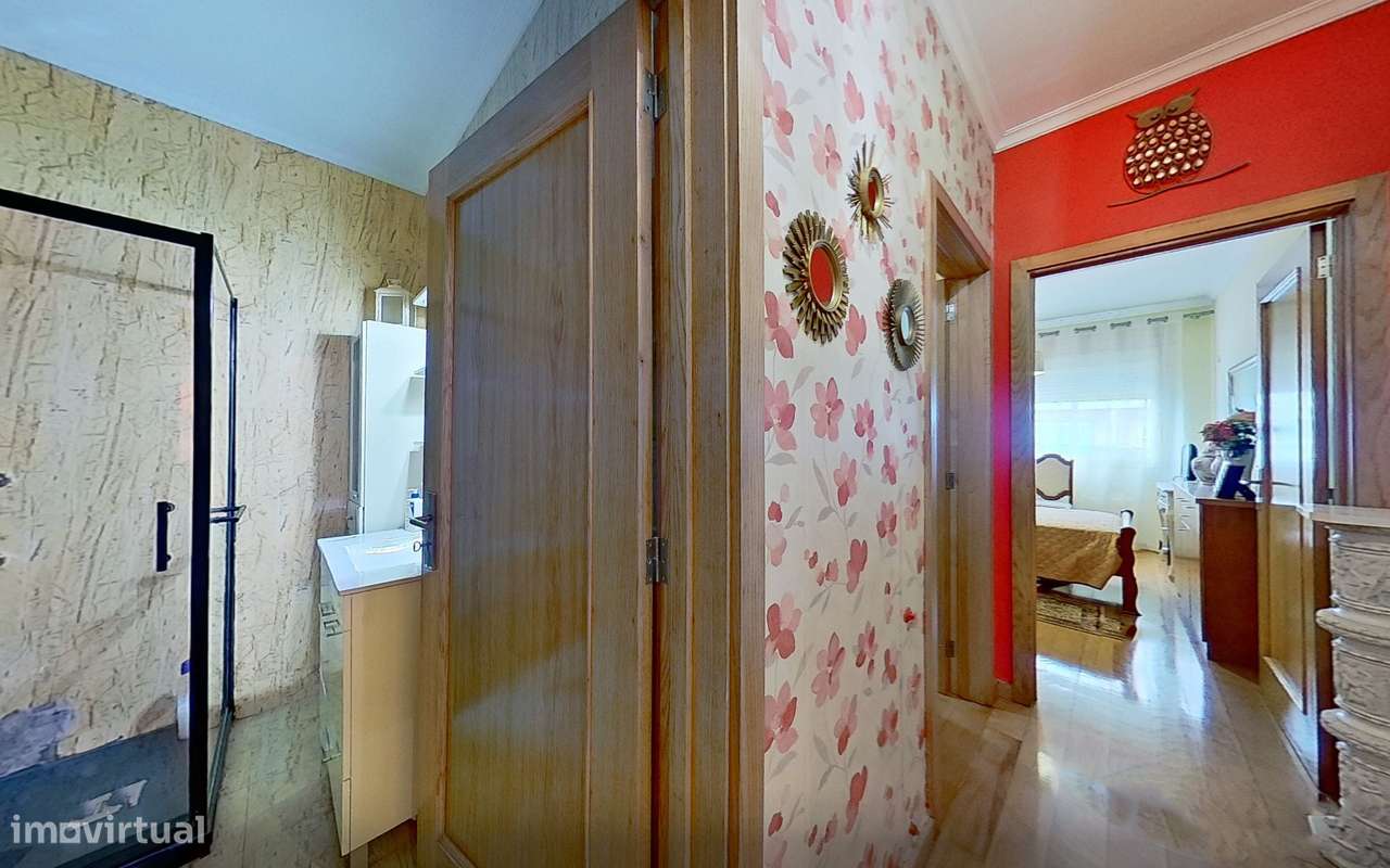 T2 Varanda | Suite | Garagem-12