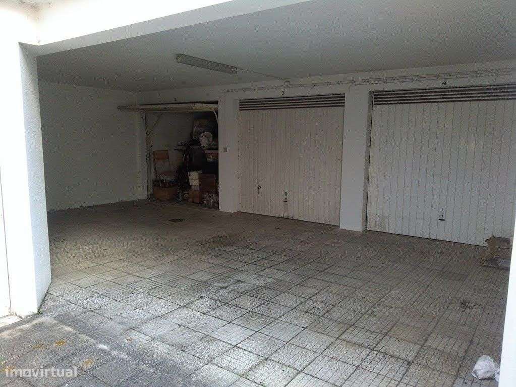 Vende-se Garagem no Algueirão - Grande imagem: 5/5