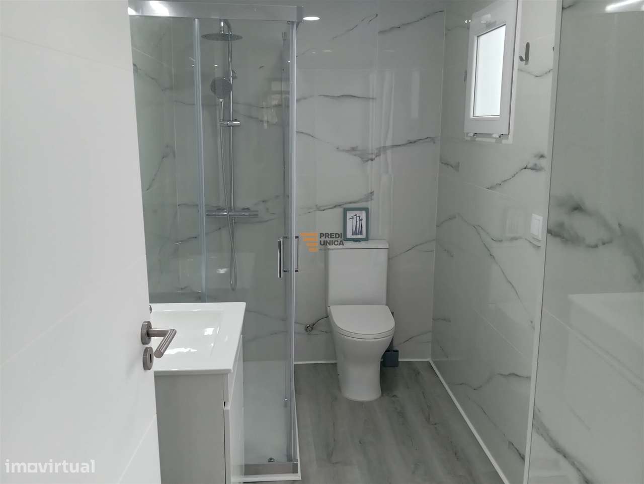 Moradia  T1 totalmente renovada-26