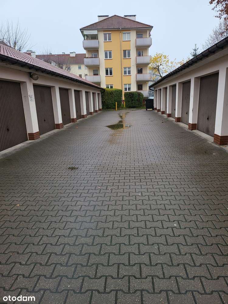 Garaż na sprzedaż, 16.70 m², doskonała lokalizacja - Pełny obrazek: 1/3