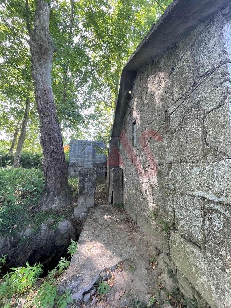 Moradia em Ruínas em Cernadelo, Lousada - Grande imagem: 4/16