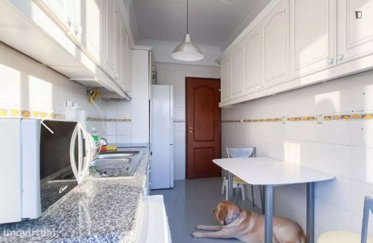 Quarto - localizado em Lumiar Lisbon - Grande imagem: 4/10