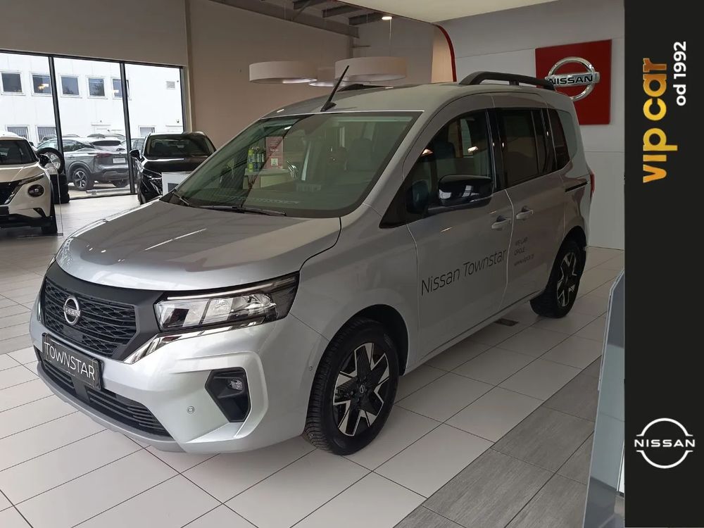 nissan townstar
