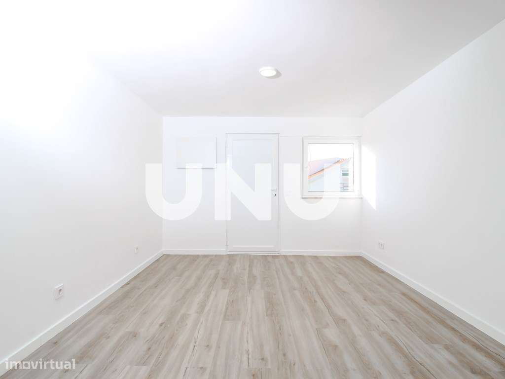 Apartamento T2 remodelado em São João da Talha!-4