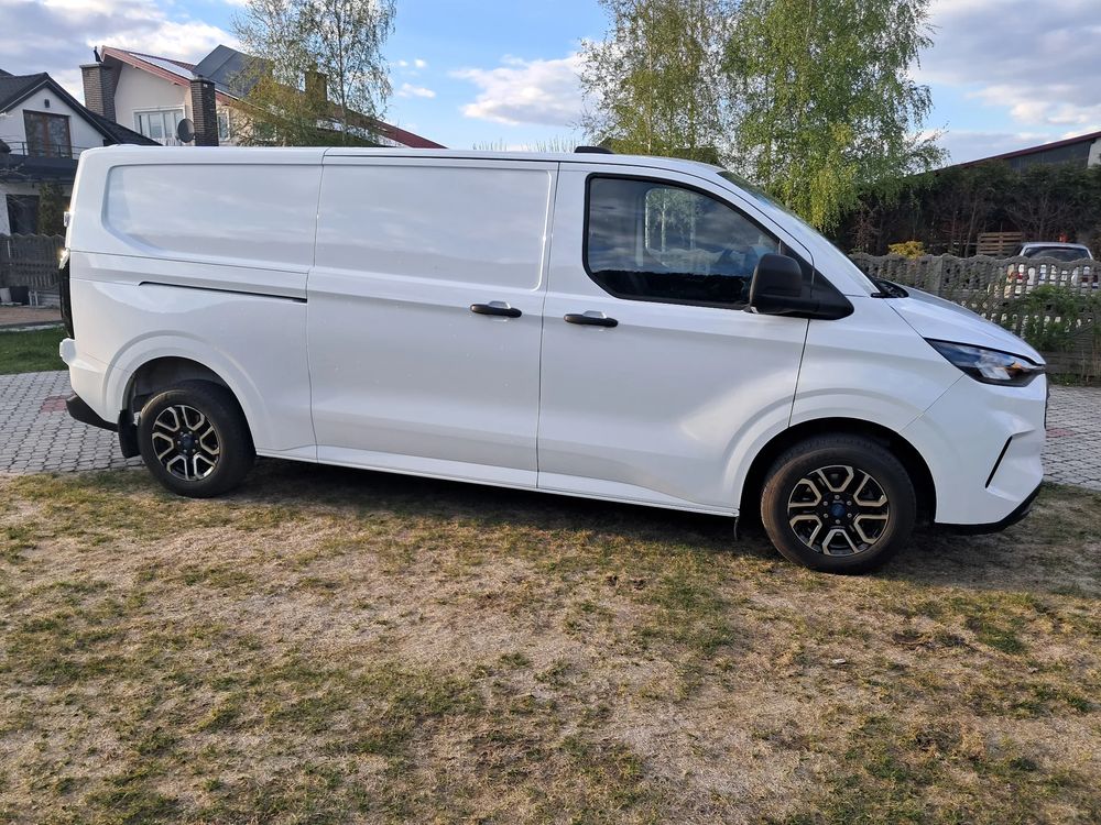 Ford Transit Custom 2024