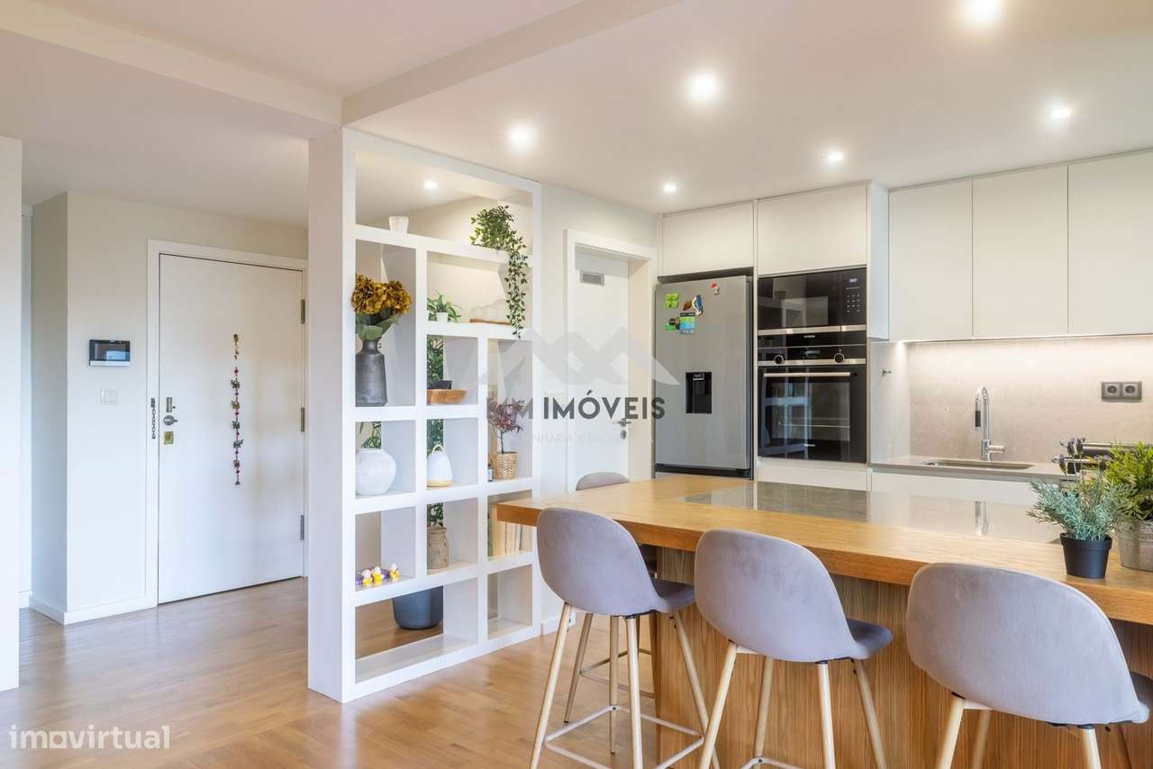 Apartamento T3 | Renovado| Garagem | Arrumos | Foz - Grande imagem: 2/42