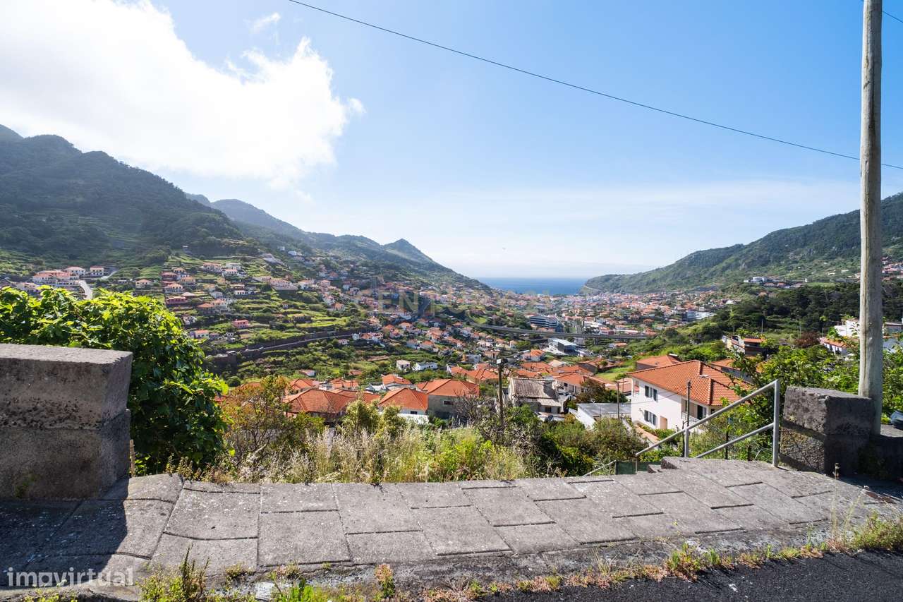 Moradias para recuperar em Machico-15