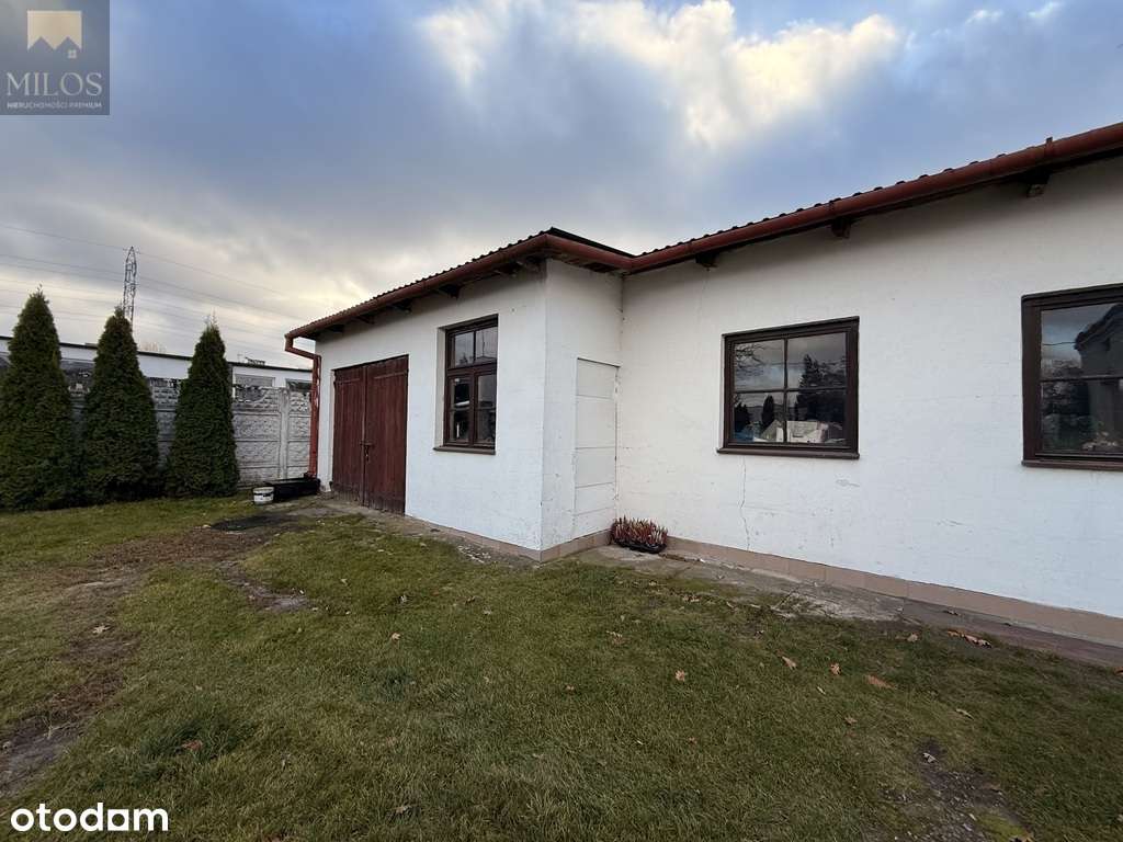 Parterowy dom z dużą działką na Bielanach-19