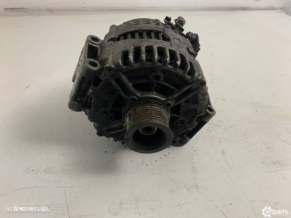 Alternador  Usado MERCEDES-BENZ VITO Bus (W639) 109 CDI REF. A 013 154 06 02 08... - 2