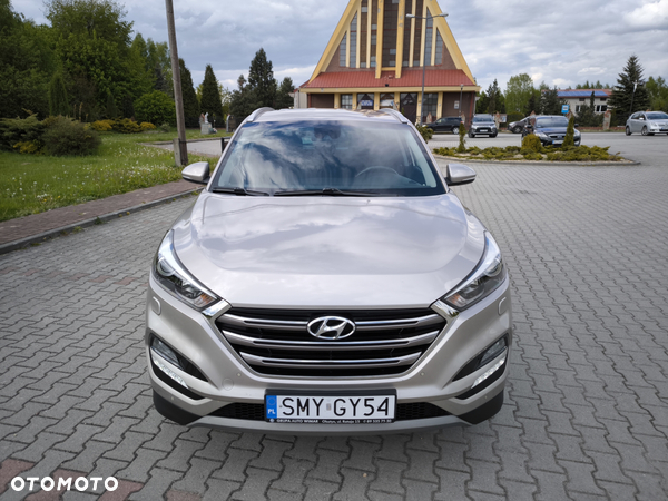 Hyundai Tucson - 2