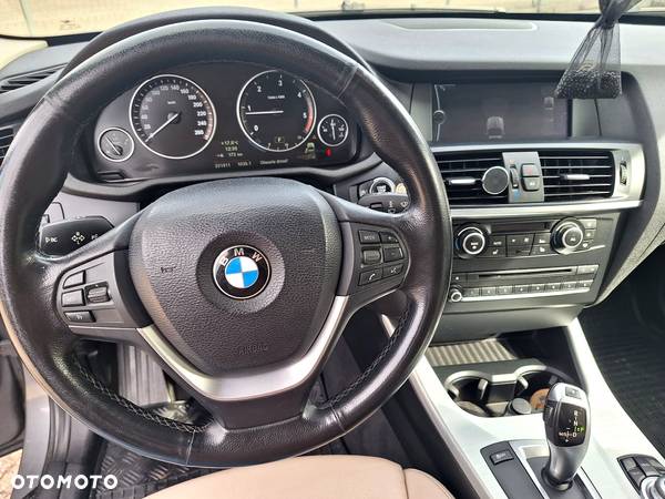 BMW X3 xDrive20d - 12