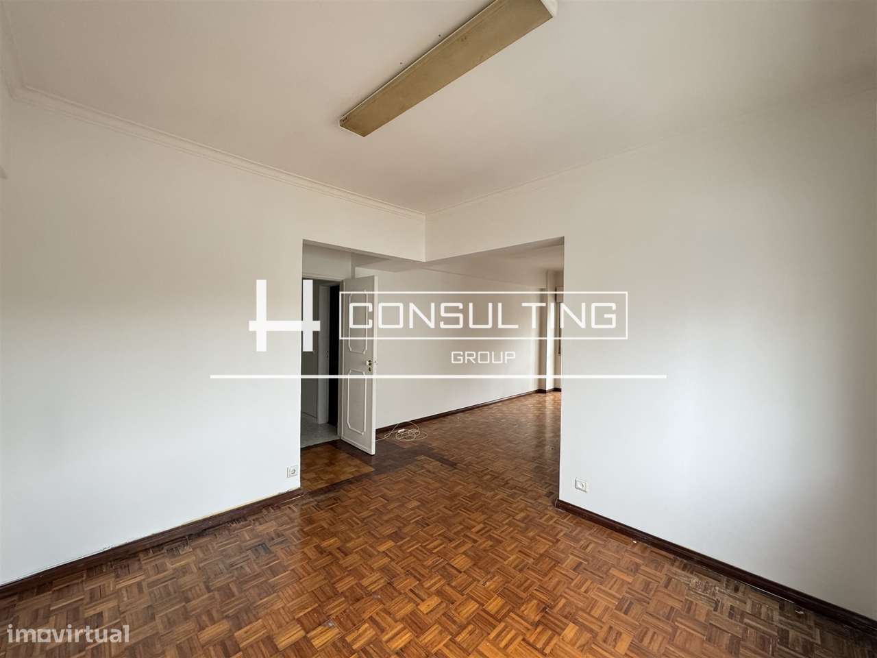 Apartamento T3 Venda em Mina de Água,Amadora-22