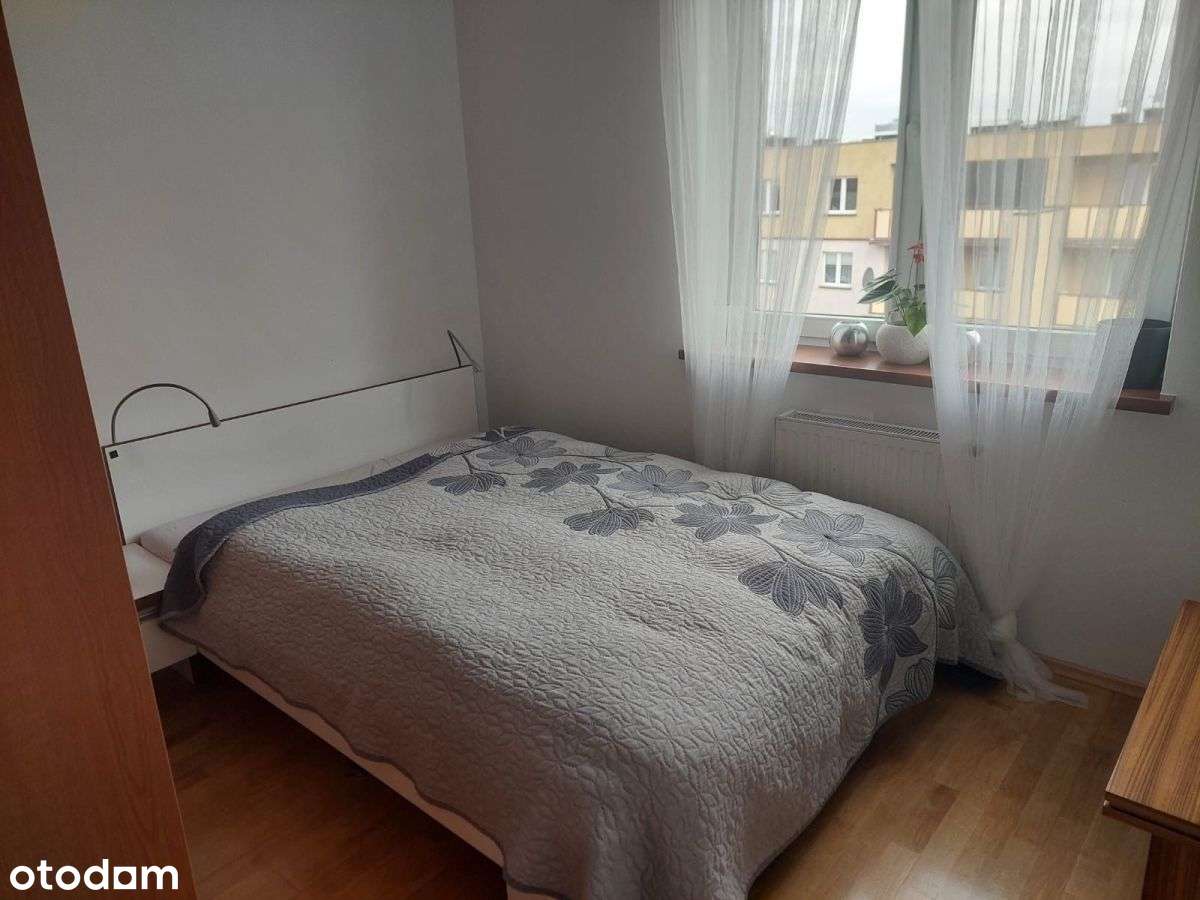 Blisko centrum, funkcjonalne i przestrzenne.-12