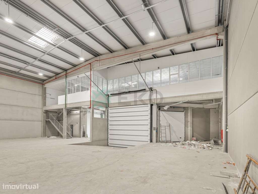 Armazém em rentabilidade à venda , Quinta de Matos - Grande imagem: 4/16