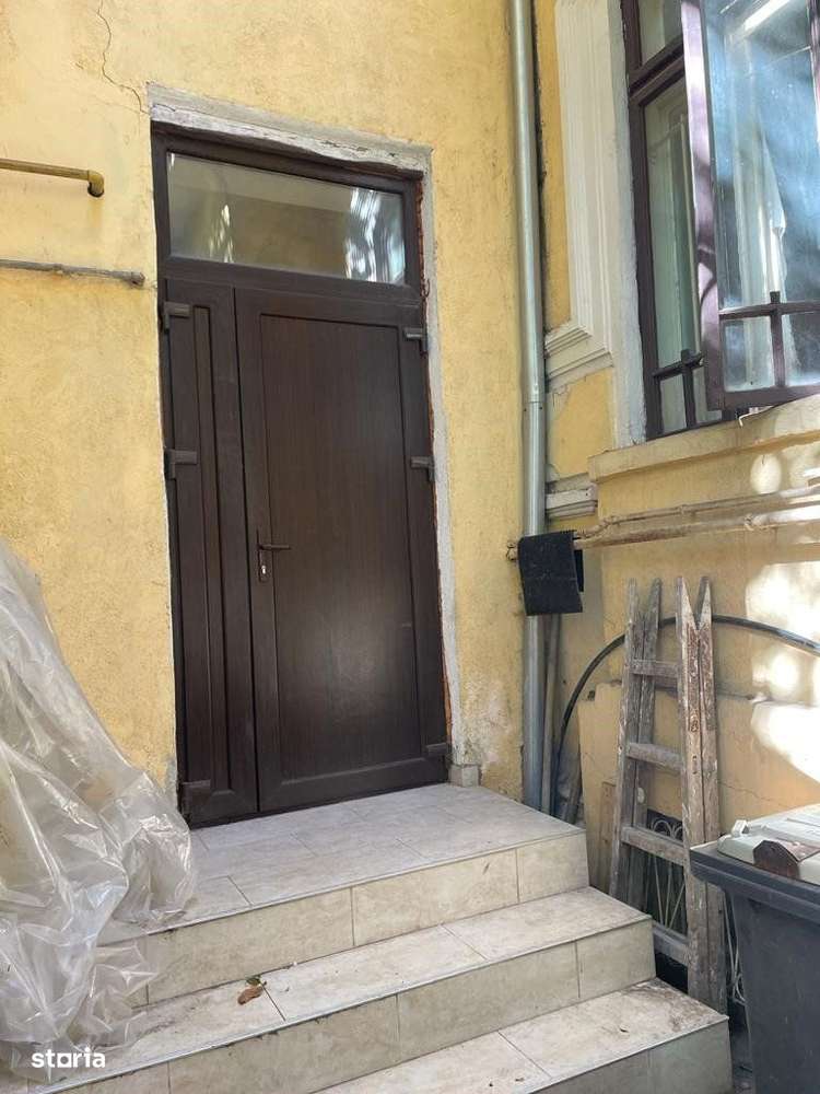 Apartament cu 4 camere - 82 mp - subsol - ULTRACENTRAL - Imagine principală: 5/20