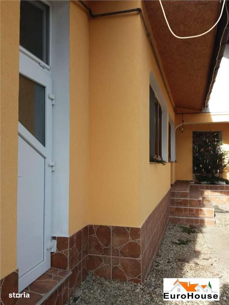 Casa de vanzare in Alba Iulia - Imagine principală: 4/10