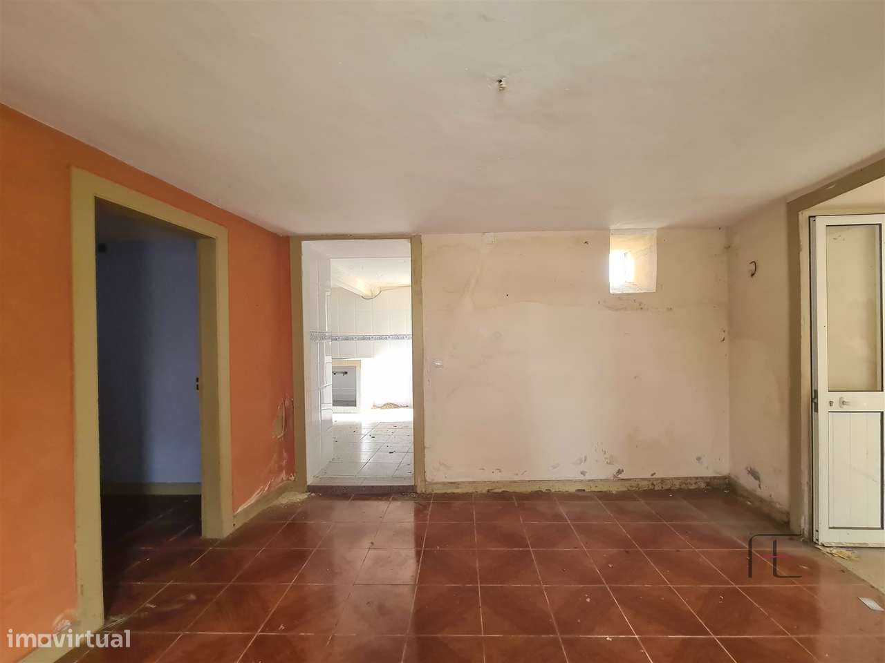 Moradia T3 Esmoriz para reabilitar-19