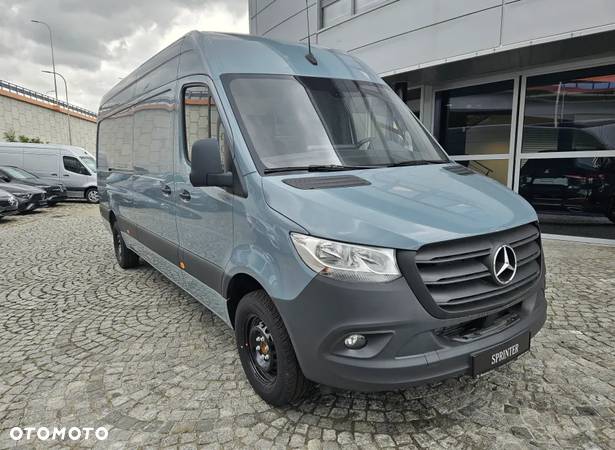 Mercedes-Benz Sprinter - 8