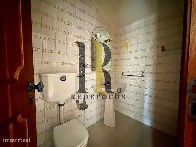 Apartamento T2 com terraço no Centro de Ovar-10